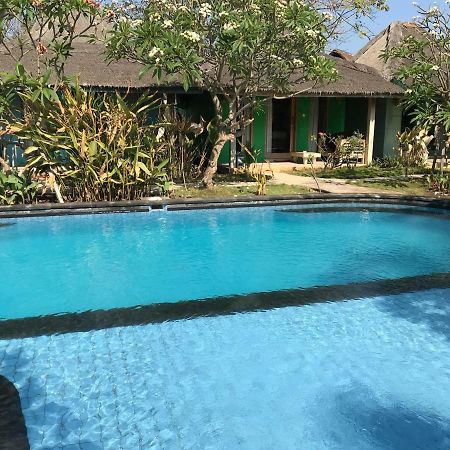 Maha Putri Bungalows กีลีตราวางัน ภายนอก รูปภาพ
