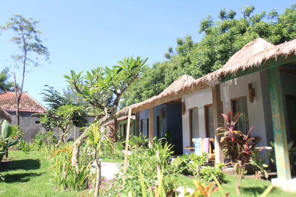 Maha Putri Bungalows กีลีตราวางัน ห้อง รูปภาพ