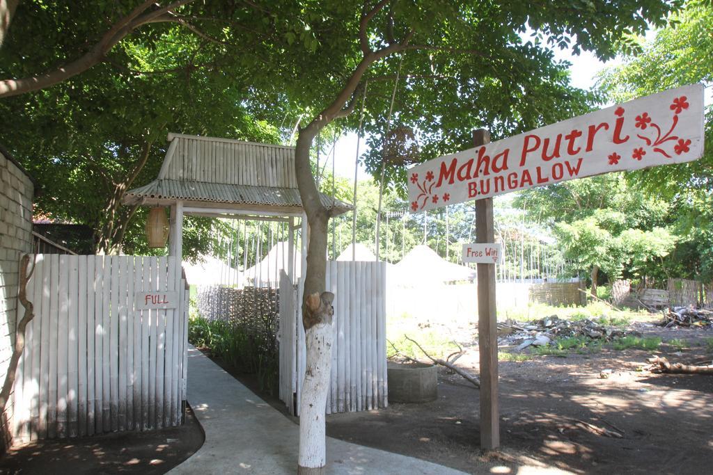 Maha Putri Bungalows กีลีตราวางัน ห้อง รูปภาพ