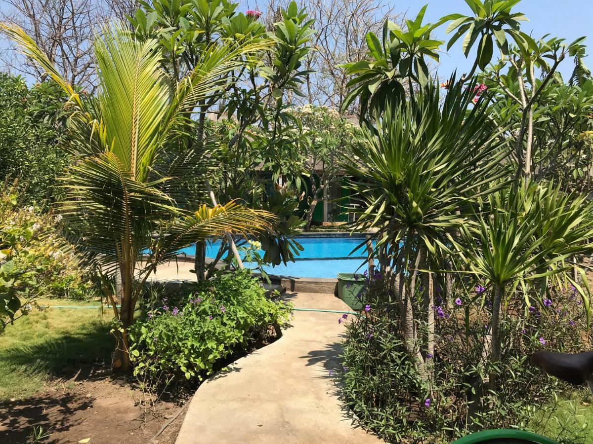Maha Putri Bungalows กีลีตราวางัน ภายนอก รูปภาพ